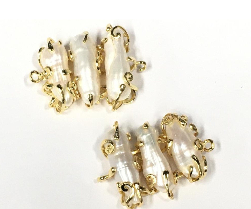 DIJE DE PERLAS ENGARZADAS