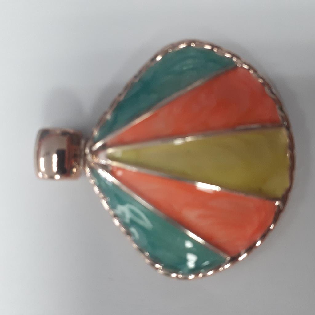 DIJE CONCHA DE COLORES