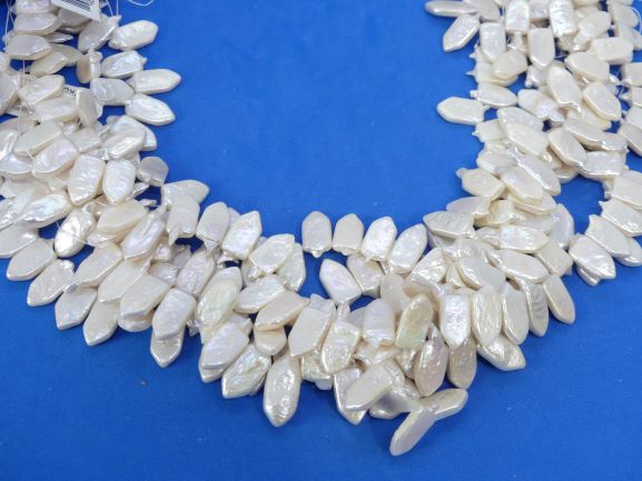 PERLAS BARROCAS 8X19MM