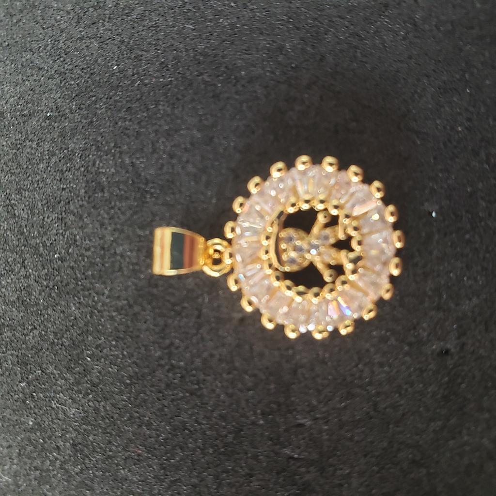 DIJE MICROCIRCON NIÑA