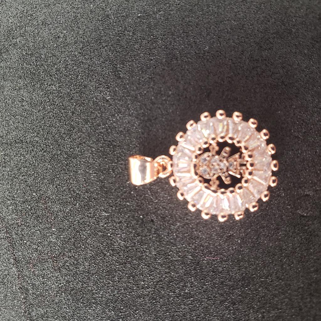 DIJE MICROCIRCON NIÑA