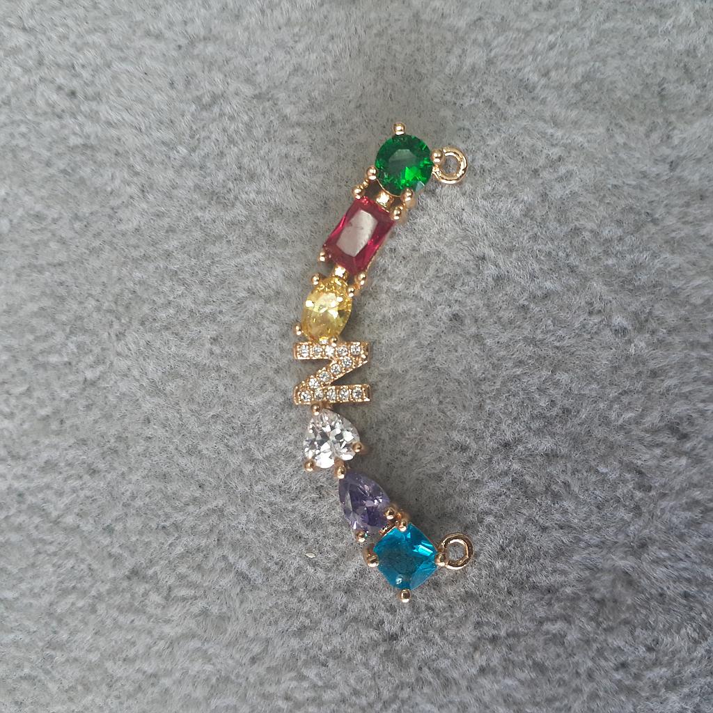 DIJE LETRA N MULTICOLOR