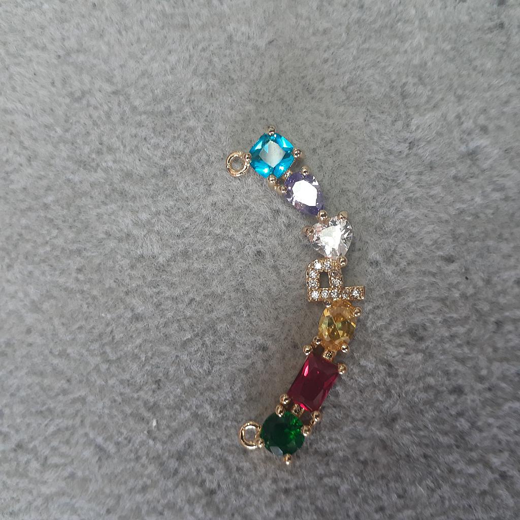 DIJE LETRA P MULTICOLOR