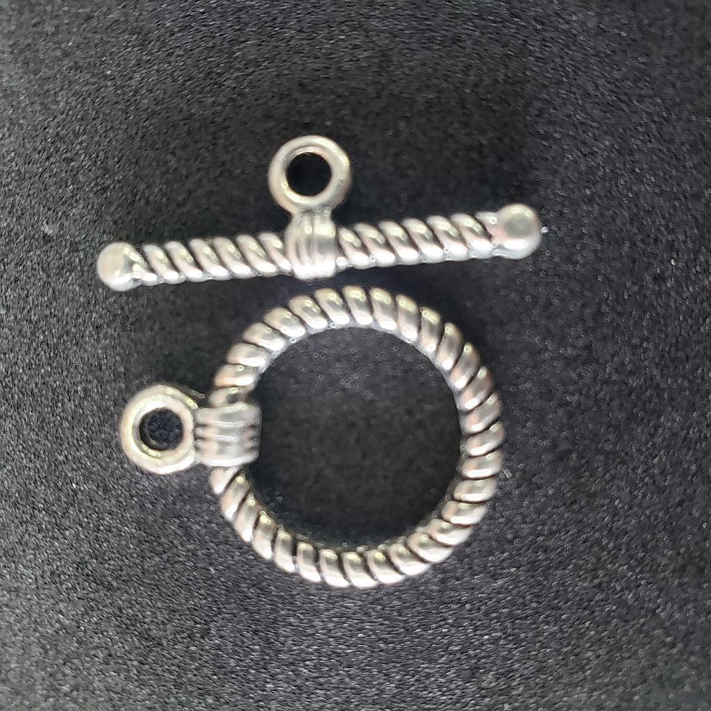 BROCHES PARA COLLARES 