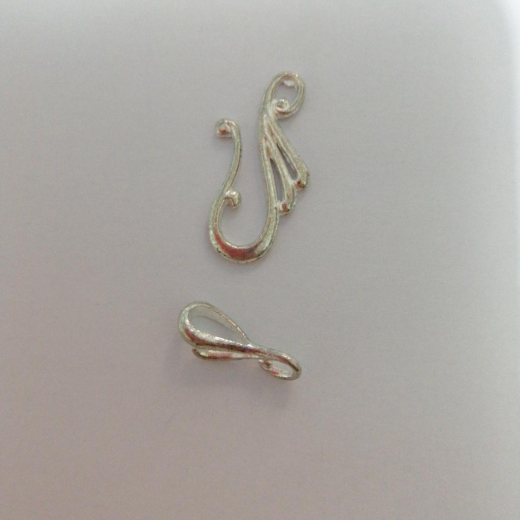 PAQUETE BROCHES 8 PARES