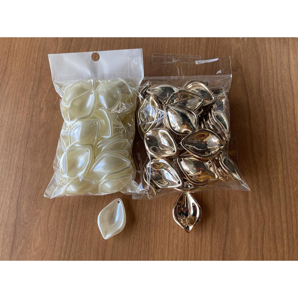 PETALO ACRILICO 31X25MM 50 PIEZAS