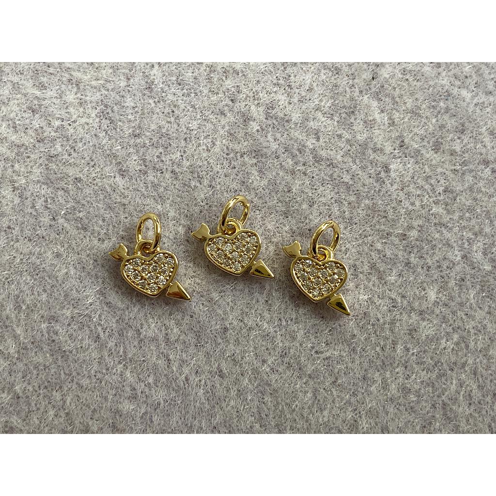 DIJE CORAZON CON FLECHA