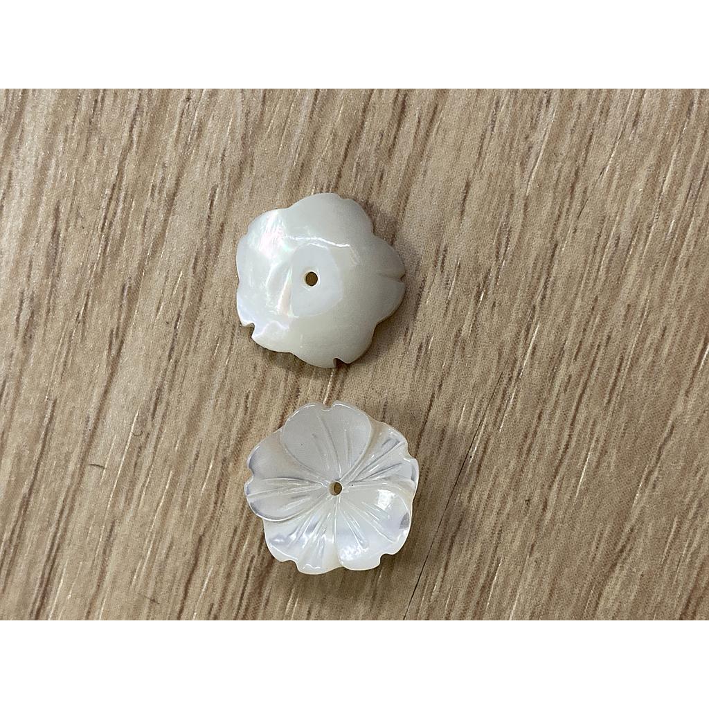 FLORES DE CONCHA NACAR 12mm