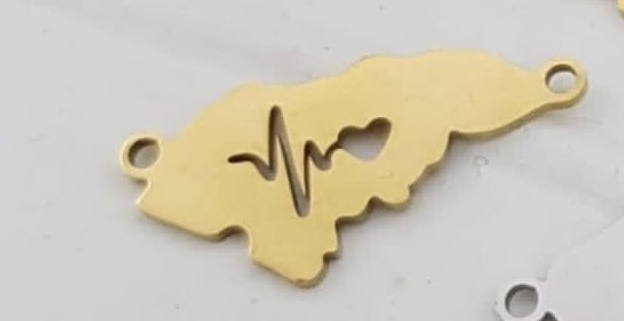 DIJE MAPA HONDURAS CON CARDIO CORAZON DE ACERO