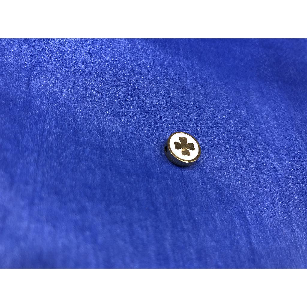 DIJE TREBOL DE ACERO Y CONCHA