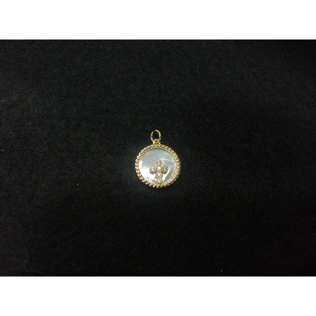 DIJE CRUZ CON CONCHA ELECTROENCHAPADO