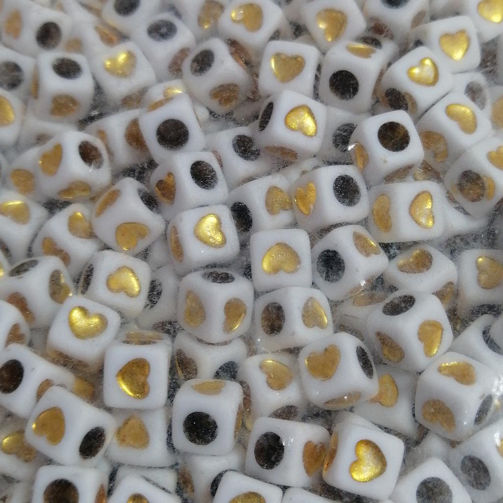 SEPARADORES CORAZONES DORADAS CUADRADAS 4X7MM