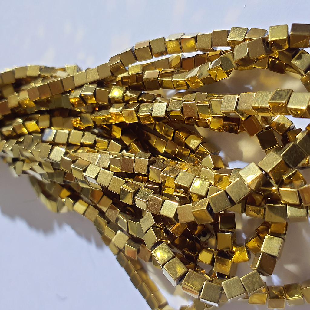 HEMATITA CUADRADA DORADA 3MM