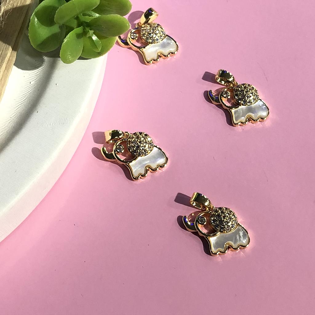 DIJE ELEFANTE MICROCIRCONIA Y CONCHA NACAR