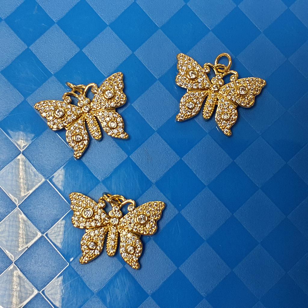 DIJE MARIPOSA MICROCIRCONIA