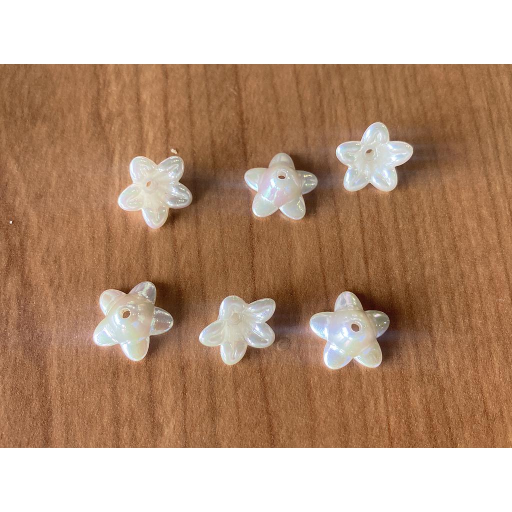 FLOR ACRILICA CASQUITO 12MM-50PCS