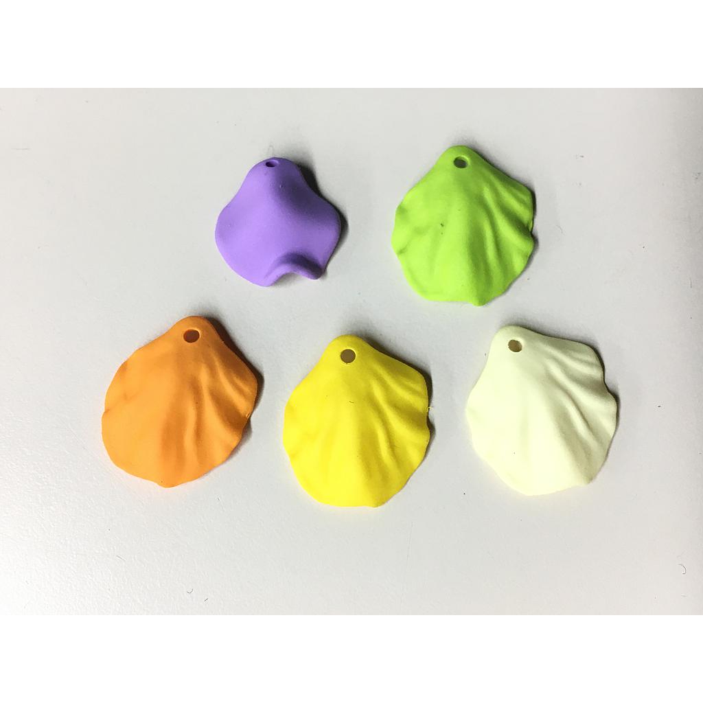 PETALOS ACRILICOS DE COLORES 6PCS