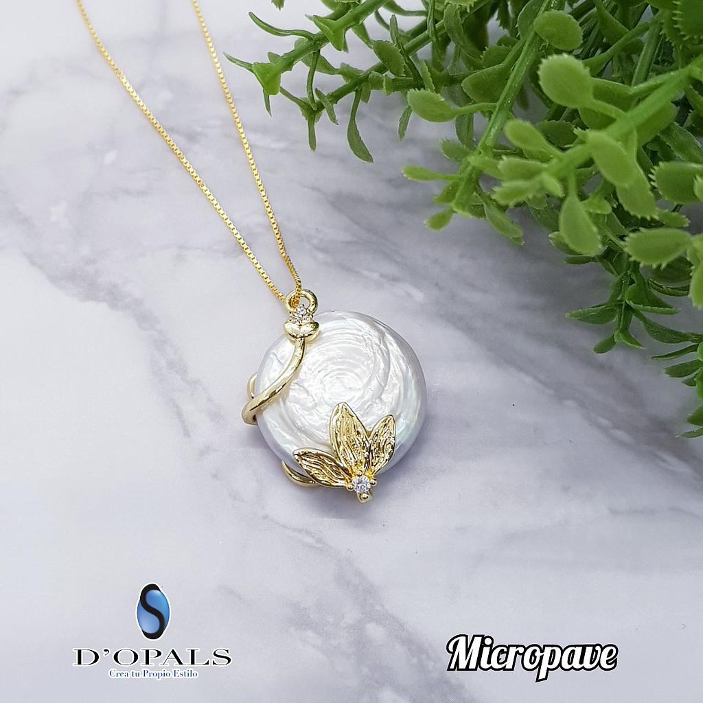 DIJE PERLA BARROCA CON FLOR MICROCIRCONIA