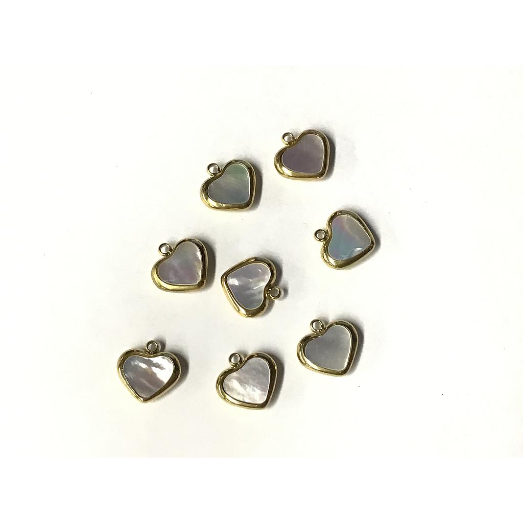 DIJE CORAZON CON CONCHA NÁCAR Y ACERO