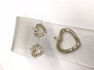 JUEGO ARETES Y DIJE CORAZON