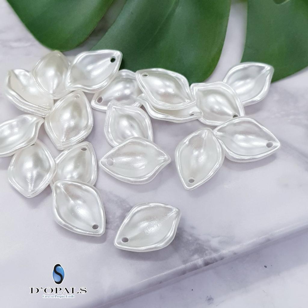 PETALOS ACRILICO 20X14MM-4GR