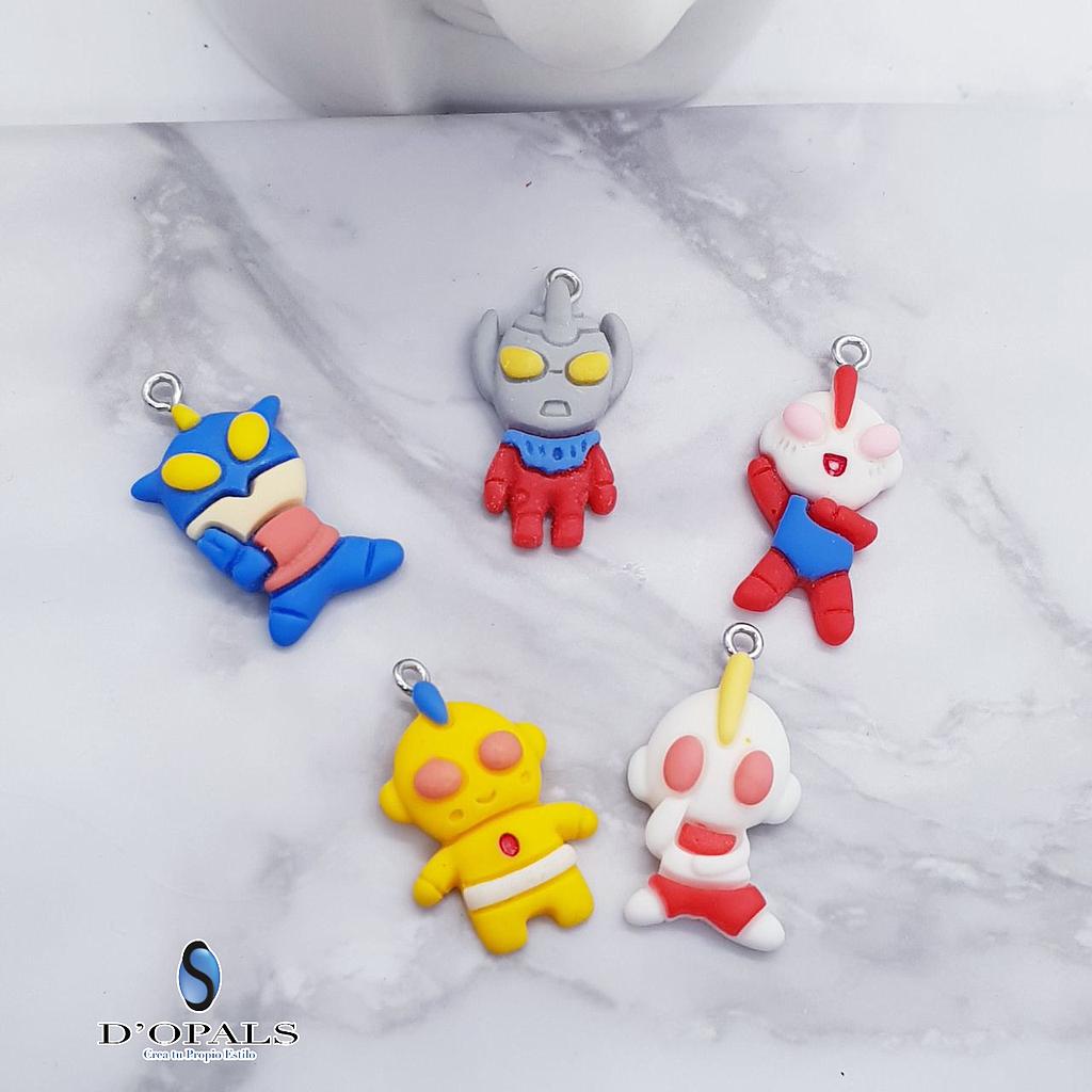 DIJES ACRILICO RESINA ULTRAMAN 5PCS