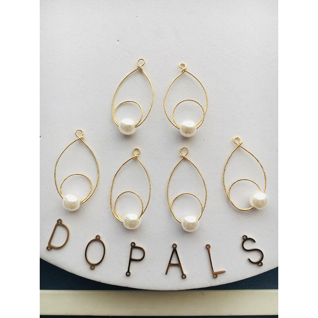 DIJE CON PERLA DE ELECTROENCHAPADO