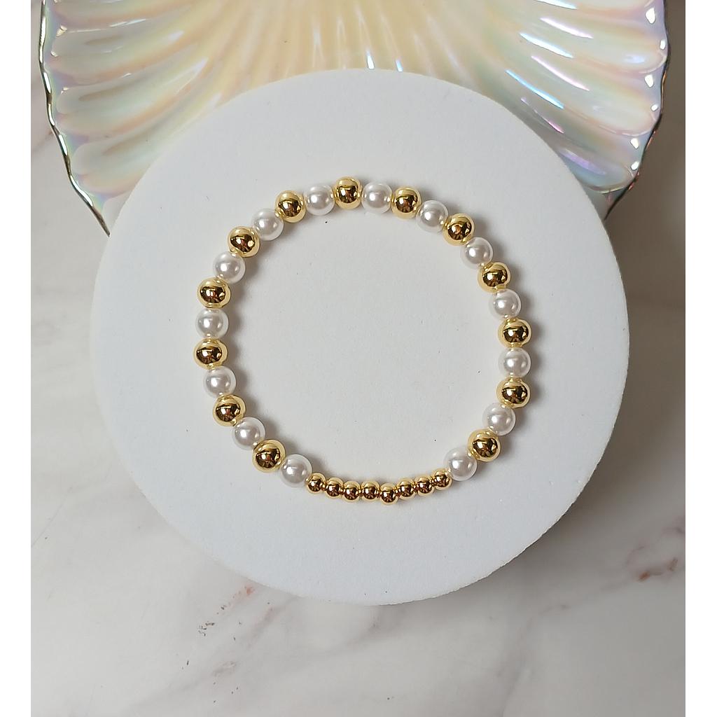 PULSERA TERMINADA CON PERLAS ACRILICAS