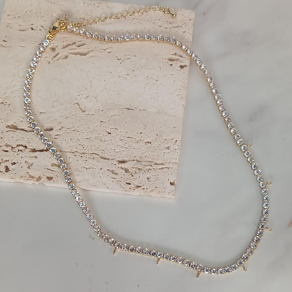 COLLAR DE MICROCIRCONIA