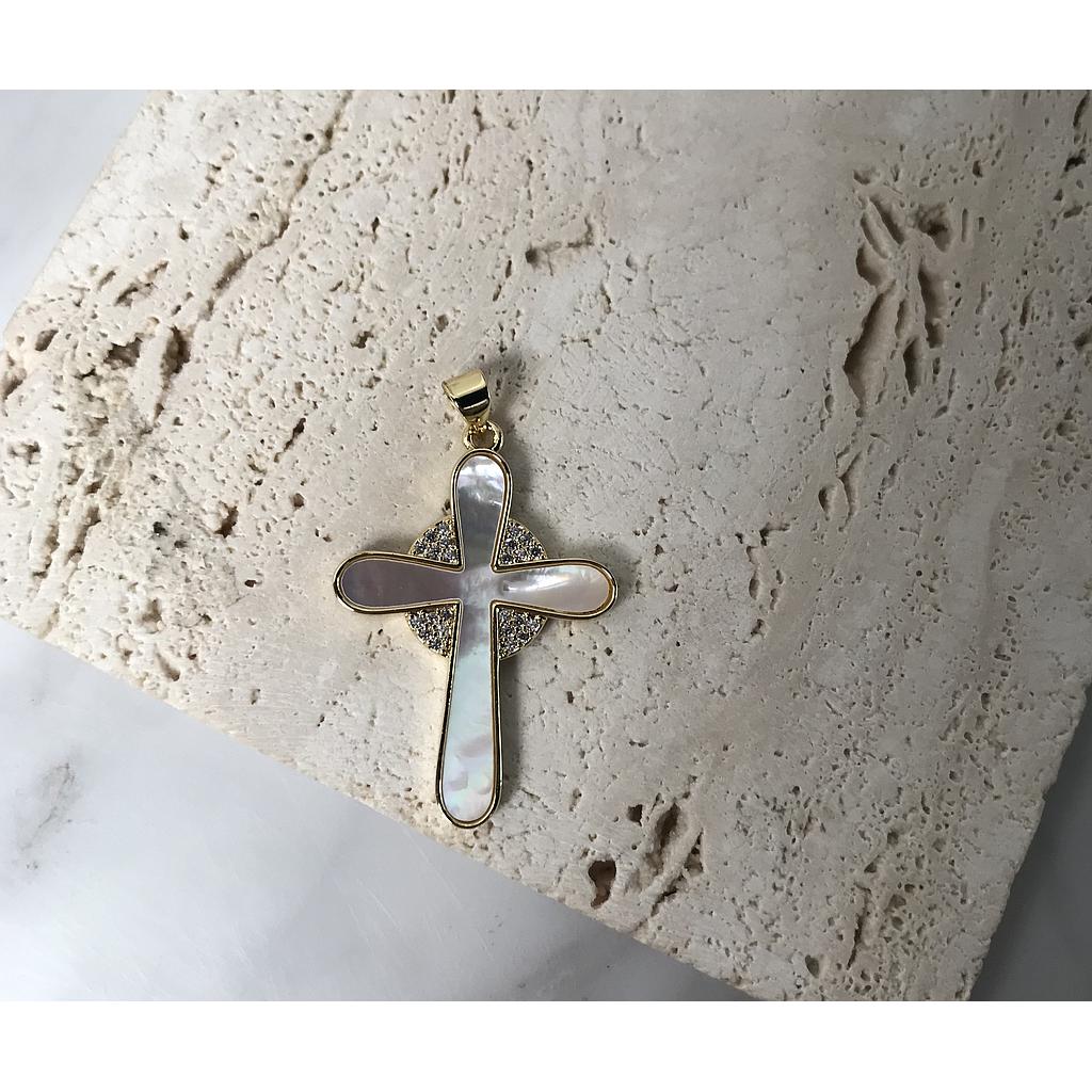 DIJE CRUZ MICROCIRCONIA Y CONCHA NÁCAR