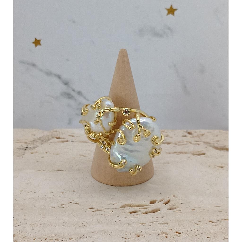 ANILLO AJUSTABLE CON PERLA BARROCA DE MICROCIRCONIA