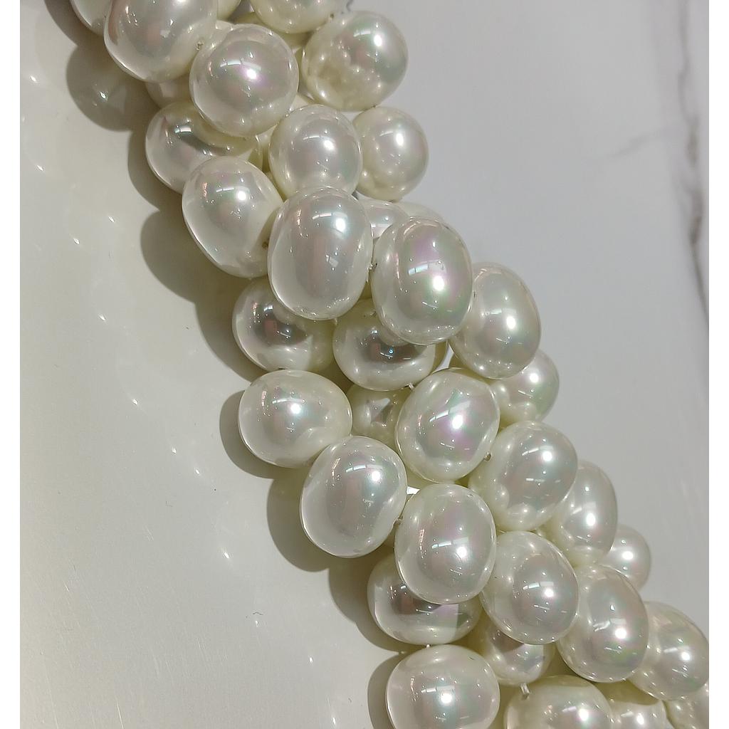 MADRE PERLA OVALADA 16X19MM