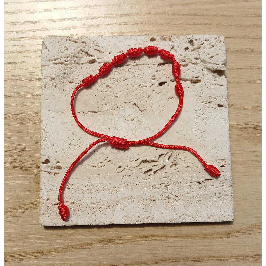 PULSERA DE HILO  7 NUDOS ROJA