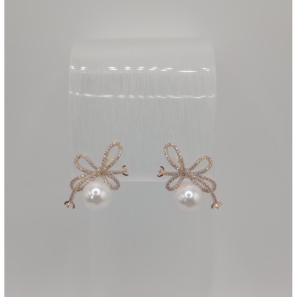 ARETE DE CHONGO CON PERLA DE ELECTROENCHAPADO 18K