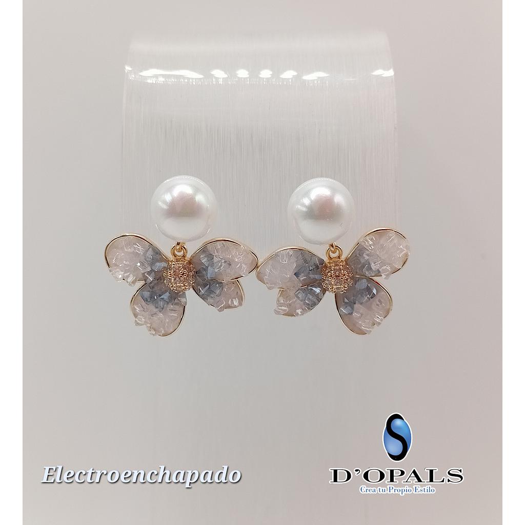 ARETE CON PERLA Y CRISTALES DE ELECTROENCHAPADO 18K
